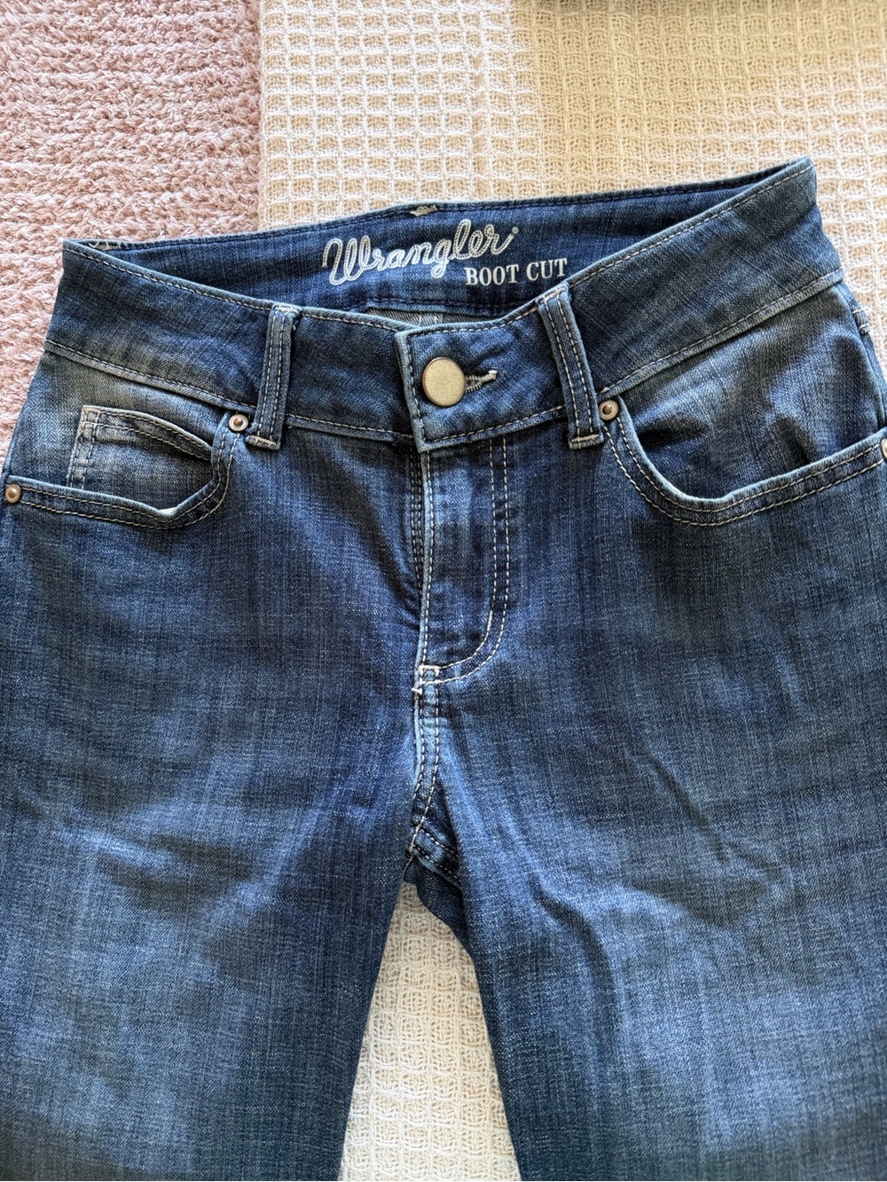 Wrangler Women’s Indigo Blue Boot Cut Jeans - Picture 13 of 15